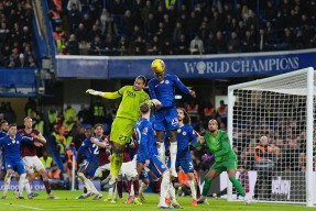 九游体育app下载-刚刚！切尔西造点机会备战欧联西汉姆扳平良机，清晨费城76人回应争议 